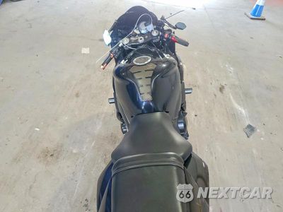 Zdjęcie 6 z 9 samochodu: 2003 YAMAHA YZFR1 VIN:JYARN10E03A007681 - miniatura