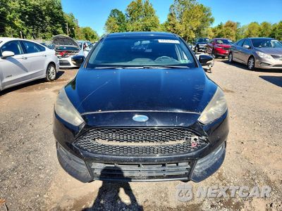 Piąte zdjęcie samochodu w środku: 2017 FORD FOCUS ST VIN:1FADP3L91HL251005 - miniatura