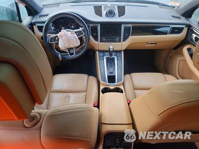 Zdjęcie 8 z 13 samochodu: 2018 PORSCHE MACAN VIN:WP1AA2A59JLB20479 - miniatura