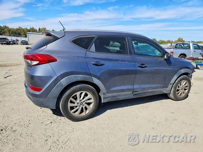 Trzecie zdjęcie samochodu z tyłu: 2016 HYUNDAI TUCSON SE VIN:KM8J33A47GU027967 - miniatura