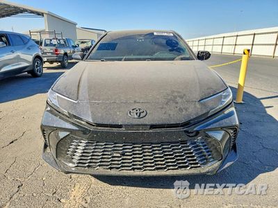 Piąte zdjęcie samochodu w środku: 2025 TOYOTA CAMRY XSE VIN:4T1DBADK4SU002693 - miniatura