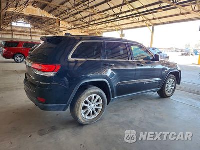 Trzecie zdjęcie samochodu z tyłu: 2022 JEEP GRAND CHEROKEE LAREDO E VIN:1C4RJEAG1NC171410 - miniatura