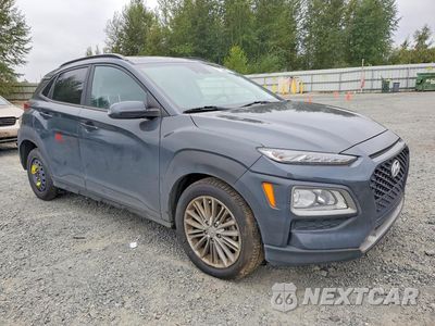Czwarte zdjęcie samochodu z boku: 2021 HYUNDAI KONA SEL PLUS VIN:KM8K6CAA0MU745888 - miniatura