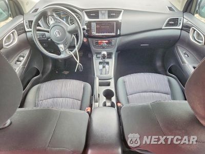 Zdjęcie 8 z 12 samochodu: 2019 NISSAN SENTRA SV VIN:3N1AB7AP4KY421430 - miniatura