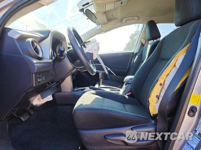 Zdjęcie 7 z 14 samochodu: 2016 TOYOTA RAV4 LE VIN:2T3BFREV7GW453358 - miniatura