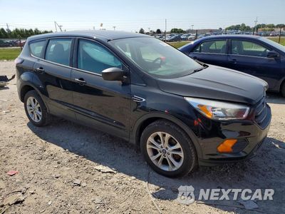 Czwarte zdjęcie samochodu z boku: 2017 FORD ESCAPE S VIN:1FMCU0F74HUE05493 - miniatura