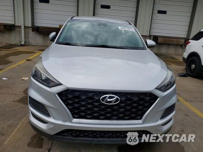 Piąte zdjęcie samochodu w środku: 2019 HYUNDAI TUCSON SE VIN:KM8J2CA44KU947194 - miniatura