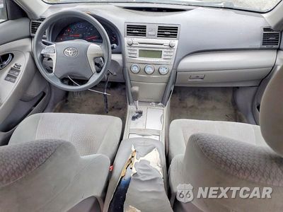 Zdjęcie 8 z 12 samochodu: 2010 TOYOTA CAMRY LE VIN:4T1BF3EK7AU061760 - miniatura