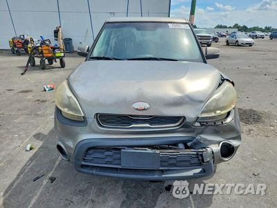 Piąte zdjęcie samochodu w środku: 2013 KIA SOUL + VIN:KNDJT2A65D7508441 - miniatura