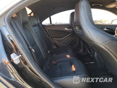 Zdjęcie 10 z 12 samochodu: 2016 MERCEDES-BENZ CLA 250 VIN:WDDSJ4EB7GN323312 - miniatura