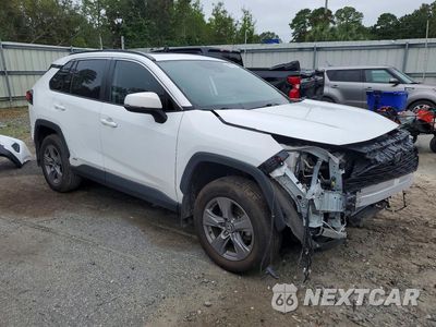 Czwarte zdjęcie samochodu z boku: 2024 TOYOTA RAV4 HYBRID XLE VIN:4T3RWRFV2RU133428 - miniatura