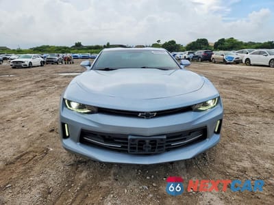 Piąte zdjęcie samochodu w środku: 2018 CHEVROLET CAMARO LT VIN:1G1FB1RS1J0130653 - miniatura