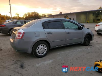 Trzecie zdjęcie samochodu z tyłu: 2010 NISSAN SENTRA 2.0 VIN:3N1AB6AP6AL605127 - miniatura