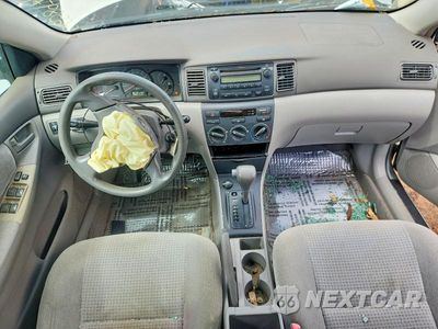Zdjęcie 8 z 13 samochodu: 2006 TOYOTA COROLLA CE VIN:1NXBR32E26Z702326 - miniatura