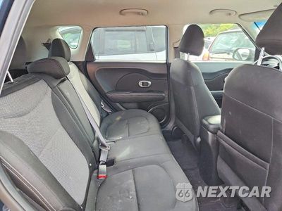 Zdjęcie 10 z 12 samochodu: 2018 KIA SOUL + VIN:KNDJP3A56J7587664 - miniatura