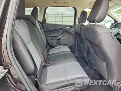Zdjęcie 11 z 13 samochodu: 2019 FORD ESCAPE SE VIN:1FMCU9GDXKUB83929 - miniatura