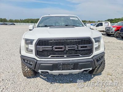 Piąte zdjęcie samochodu w środku: 2017 FORD F150 RAPTOR VIN:1FTFW1RG0HFB60001 - miniatura