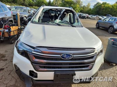 Piąte zdjęcie samochodu w środku: 2025 SUBARU FORESTER LIMITED VIN:JF2SLDRC1SH505877 - miniatura