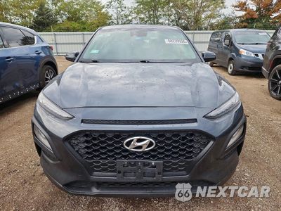 Piąte zdjęcie samochodu w środku: 2020 HYUNDAI KONA SE VIN:KM8K12AAXLU482011 - miniatura