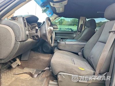 Zdjęcie 7 z 13 samochodu: 2010 GMC SIERRA C1500 SLE VIN:3GTRCVE00AG109107 - miniatura