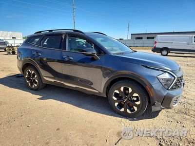 Czwarte zdjęcie samochodu z boku: 2023 KIA SPORTAGE X LINE VIN:5XYK6CAF1PG038630 - miniatura