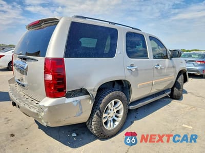 Trzecie zdjęcie samochodu z tyłu: 2007 CHEVROLET TAHOE C1500 VIN:1GNFC13CX7R384508 - miniatura