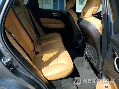 Zdjęcie 11 z 13 samochodu: 2020 VOLVO XC60 T5 MOMENTUM VIN:YV4102RK4L1441002 - miniatura