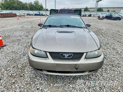 Piąte zdjęcie samochodu w środku: 2001 FORD MUSTANG VIN:1FAFP44461F263804 - miniatura