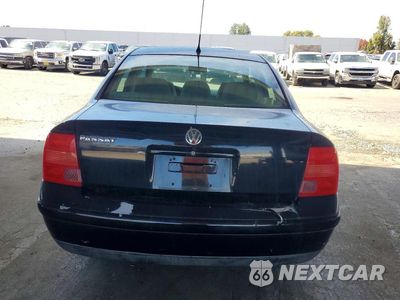 Zdjęcie 6 z 12 samochodu: 1999 VOLKSWAGEN PASSAT GLS VIN:WVWMA63B2XE161963 - miniatura