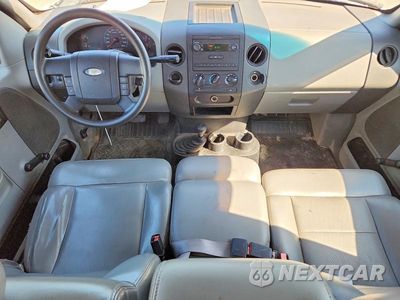 Zdjęcie 8 z 12 samochodu: 2005 FORD F150 VIN:1FTRX14W25NB33313 - miniatura
