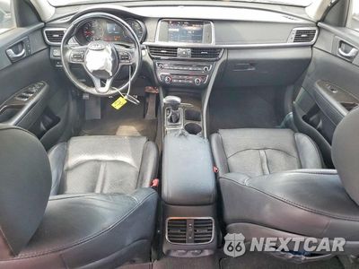 Zdjęcie 8 z 12 samochodu: 2016 KIA OPTIMA EX VIN:5XXGU4L31GG106904 - miniatura