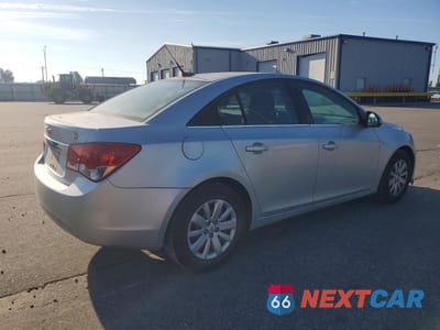 Trzecie zdjęcie samochodu z tyłu: 2011 CHEVROLET CRUZE LT VIN:1G1PF5S9XB7213868 - miniatura