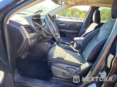 Zdjęcie 7 z 13 samochodu: 2015 JEEP CHEROKEE LATITUDE VIN:1C4PJLCSXFW661003 - miniatura