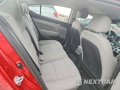 Zdjęcie 10 z 13 samochodu: 2019 HYUNDAI ELANTRA SEL VIN:5NPD84LF0KH453817 - miniatura