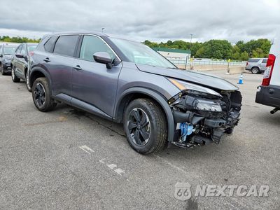 Czwarte zdjęcie samochodu z boku: 2025 NISSAN ROGUE SV VIN:5N1BT3BB0SC807129 - miniatura