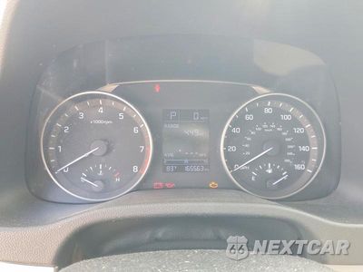 Zdjęcie 9 z 12 samochodu: 2017 HYUNDAI ELANTRA SE VIN:KMHD74LF1HU128588 - miniatura