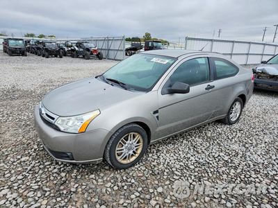 2008 FORD FOCUS SE 1FAHP33N58W102075 - główne zdjęcie licytacji z USA - miniatura