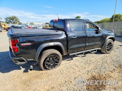 Trzecie zdjęcie samochodu z tyłu: 2024 CHEVROLET COLORADO TRAIL BOSS VIN:1GCPTEEK4R1129816 - miniatura