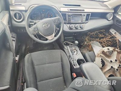 Zdjęcie 8 z 13 samochodu: 2018 TOYOTA RAV4 LE VIN:2T3BFREV9JW711158 - miniatura