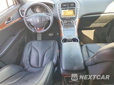 Zdjęcie 8 z 14 samochodu: 2017 LINCOLN MKX RESERVE VIN:2LMPJ6LRXHBL38539 - miniatura