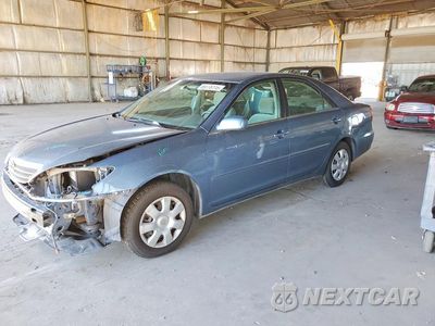 2003 TOYOTA CAMRY LE 4T1BE32K73U749591 - główne zdjęcie licytacji z USA - miniatura