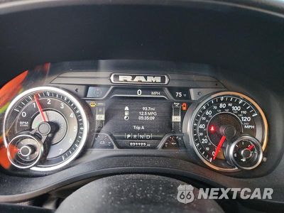 Zdjęcie 9 z 12 samochodu: 2023 RAM 1500 BIG HORN/LONE STAR VIN:1C6SRFMT1PN504275 - miniatura