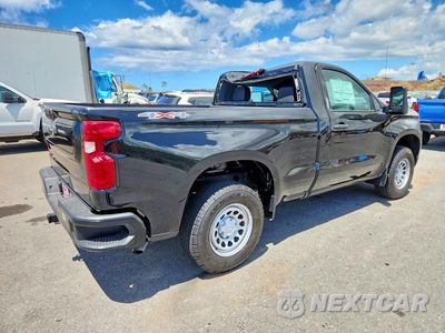 Trzecie zdjęcie samochodu z tyłu: 2026 CHEVROLET SILVERADO K1500 VIN:3GCNKAEK6TG329706 - miniatura