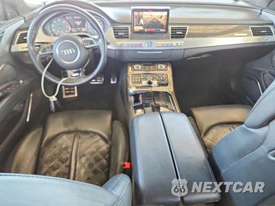 Zdjęcie 8 z 12 samochodu: 2013 AUDI S8 QUATTRO VIN:WAUD2AFD1DN033932 - miniatura