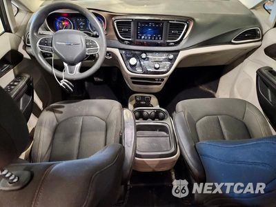 Zdjęcie 8 z 13 samochodu: 2018 CHRYSLER PACIFICA TOURING PLUS VIN:2C4RC1FG2JR101864 - miniatura