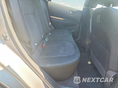 Zdjęcie 10 z 12 samochodu: 2013 NISSAN ROGUE S VIN:JN8AS5MT7DW545006 - miniatura