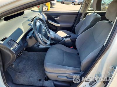 Zdjęcie 7 z 12 samochodu: 2014 TOYOTA PRIUS PLUG-IN HYBRID BASE VIN:JTDKN3DP3E3058273 - miniatura