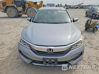 Piąte zdjęcie samochodu w środku: 2017 HONDA ACCORD LX VIN:1HGCR2F38HA119616 - miniatura