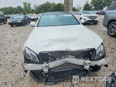 Piąte zdjęcie samochodu w środku: 2018 MERCEDES-BENZ E 300 VIN:WDDZF4JB5JA357768 - miniatura