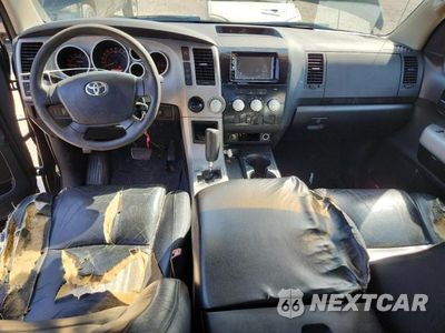 Zdjęcie 8 z 12 samochodu: 2007 TOYOTA TUNDRA SR5 VIN:5TFRT54137X013101 - miniatura